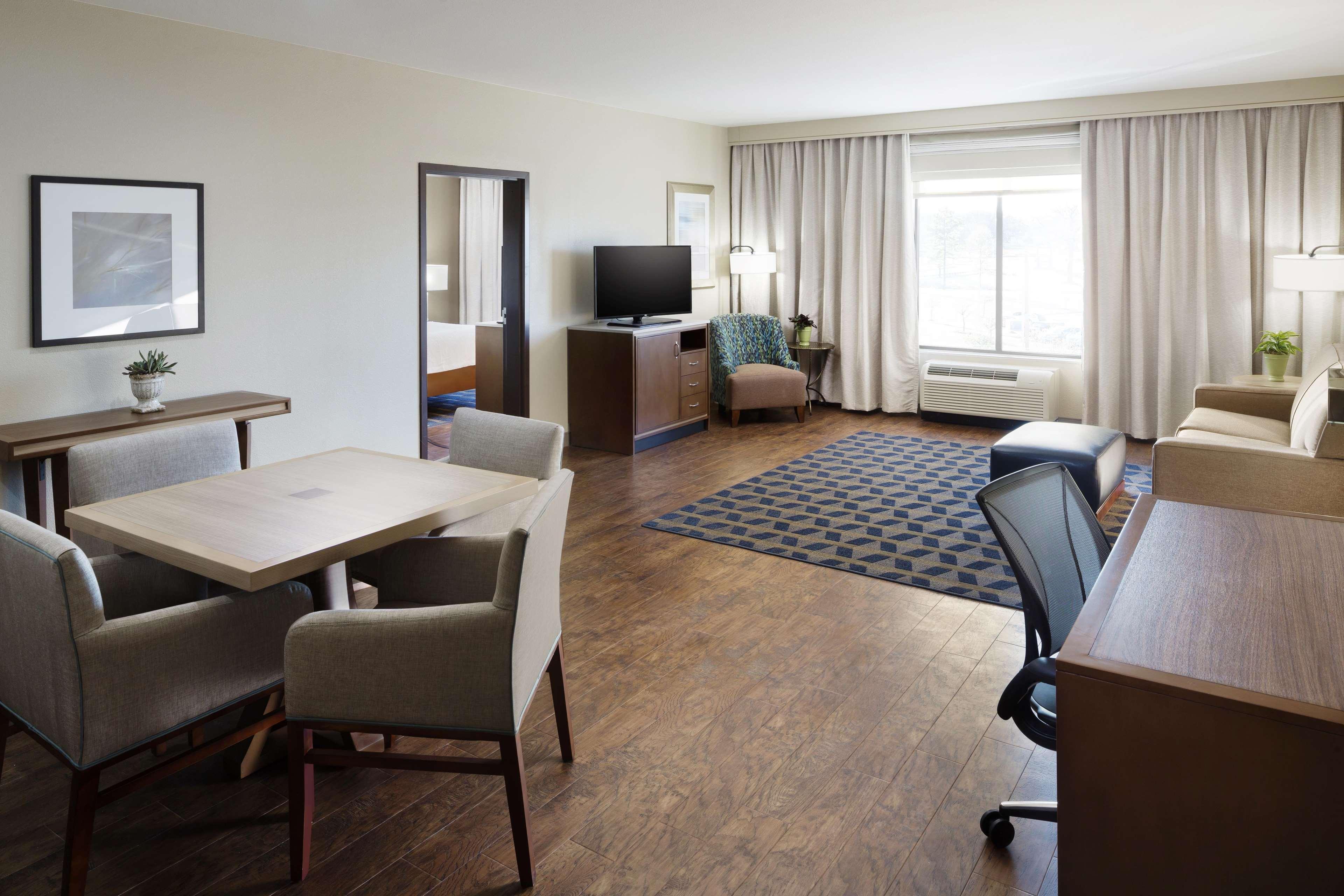 Longview Hilton Garden Inn Esterno foto